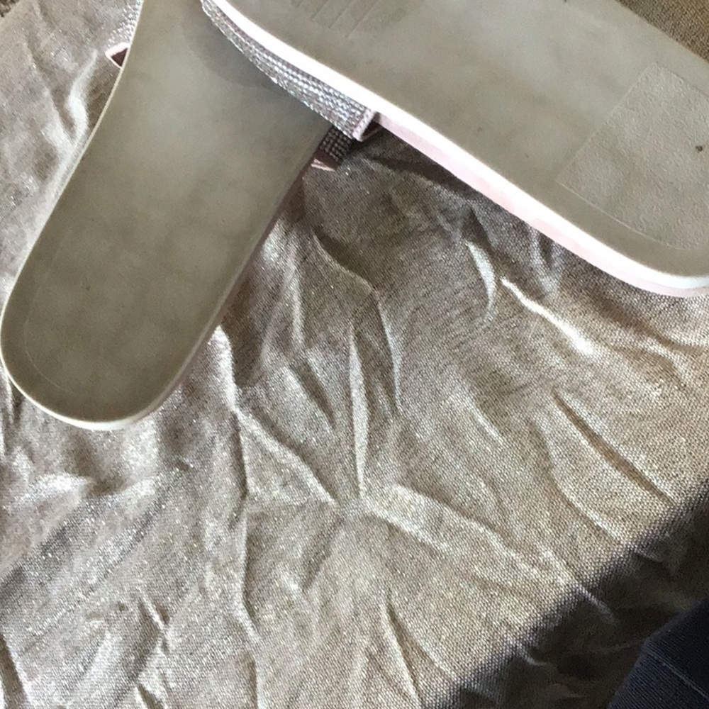 Beautiful Rhinestone Slide🔥🔥 - Picture 2 of 4
